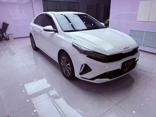 Kia K3 — Фото автомобиля 5