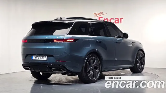 Land Rover Range Rover Sport Generation 3 — Фото автомобиля 2