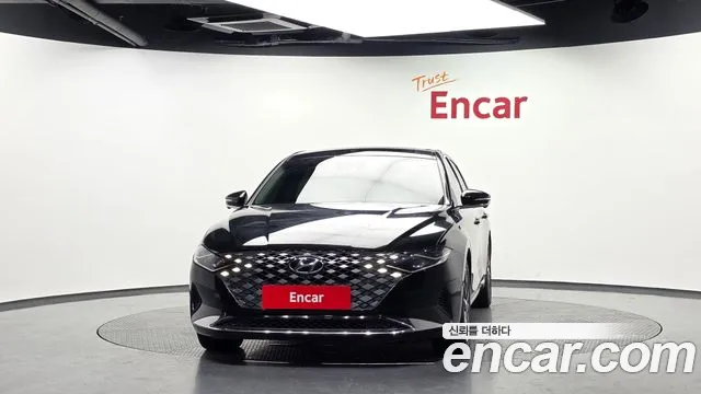 Hyundai Grandeur Новый Grandeur IG 3.0 LPi (Для проката) — Фото автомобиля 3