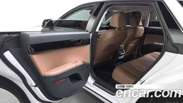 Hyundai Grandeur Grandeur (GN7) — Фото автомобиля 19