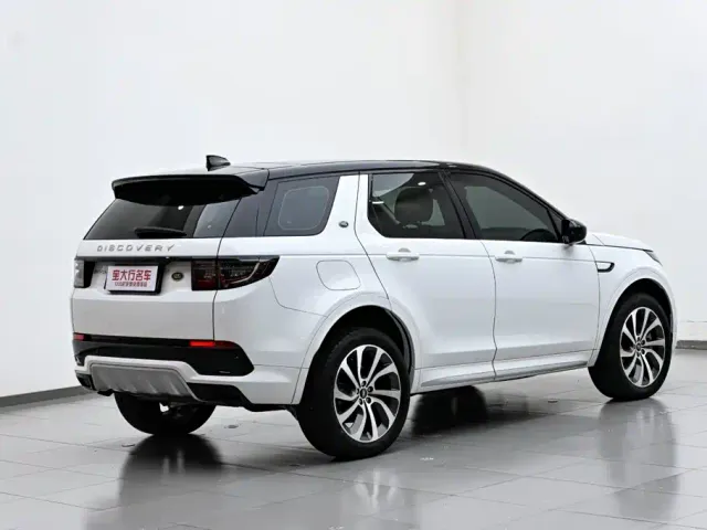 Land Rover Discovery Sport — Фото автомобиля 7