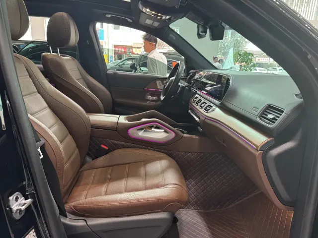 Mercedes-Benz Mercedes-Benz GLS — Фото автомобиля 21