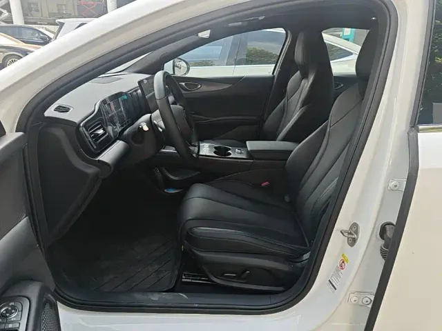 BYD Seal 06 — Фото автомобиля 14