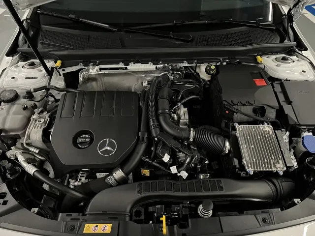 Mercedes-Benz A-Class — Фото автомобиля 14