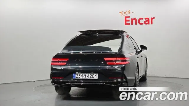 Genesis G80 Бензин 3.5 турбо AWD — Фото автомобиля 4