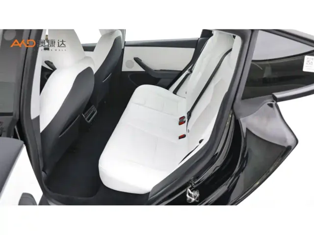 Tesla Model 3 — Фото автомобиля 7