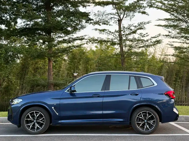 BMW X3 — Фото автомобиля 4