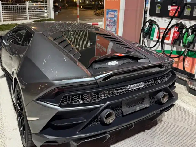 Lamborghini Huracan — Фото автомобиля 8