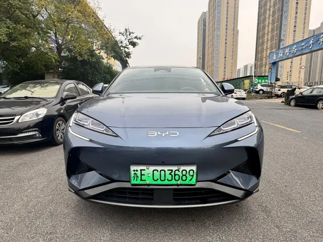 BYD Sealion 07 EV — Фото автомобиля 2