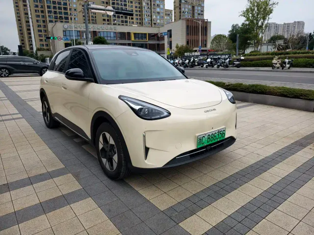 Geely Starry Wish — Фото автомобиля 3