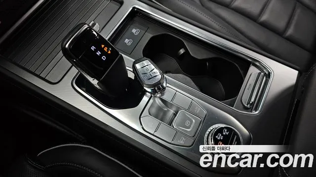 KG_Mobility_Ssangyong Rexton Rexton Arena Дизель 2.2 4WD — Фото автомобиля 9