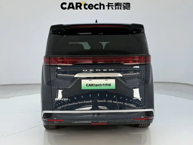Denza Denza D9 2022 DM-i 970 All-Wheel Drive Honor Edition — Фото автомобиля 6