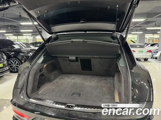 Bentley Bentayga Bentayga 4.0 V8 EWB First Edition — Фото автомобиля 15