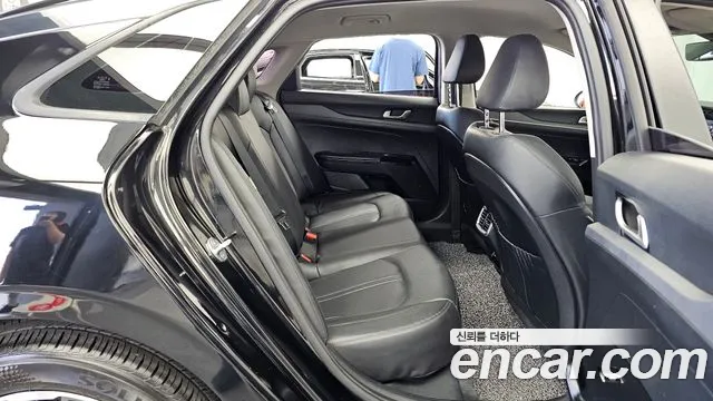 Kia K5 Generation 3 — Фото автомобиля 12