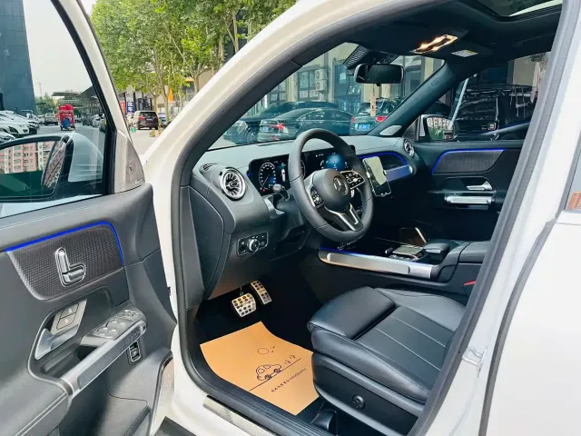Mercedes-Benz GLB-Class — Фото автомобиля 8