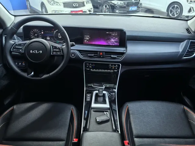 Kia Seltos — Фото автомобиля 10