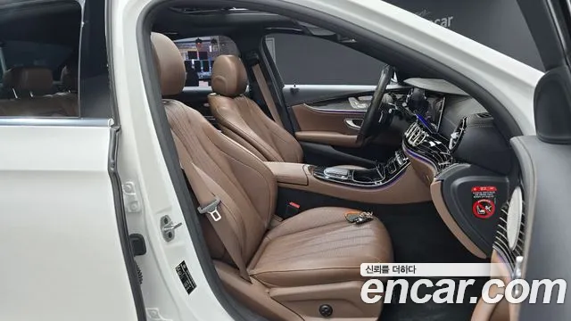 Mercedes-Benz E-Class W213 — Фото автомобиля 26