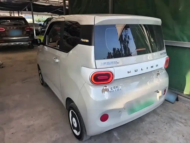 Wuling Hongguang Mini EV — Фото автомобиля 4