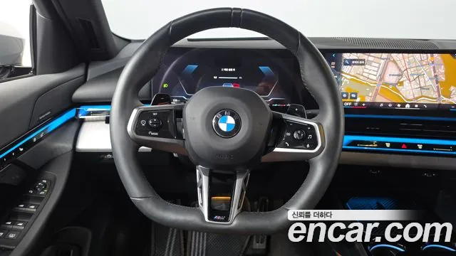 BMW 5 Series G60 — Фото автомобиля 14