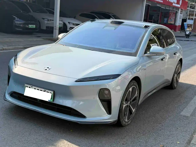 Фотография автомобиля — Nio ET5 Touring