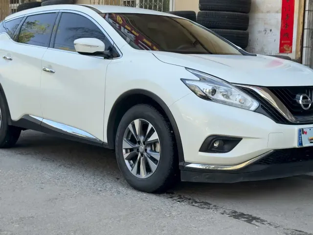 Фотография автомобиля — Nissan Murano
