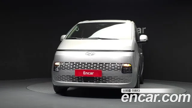 Hyundai Staria — Фото автомобиля 3