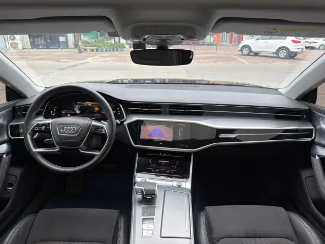 Audi A7L — Фото автомобиля 13
