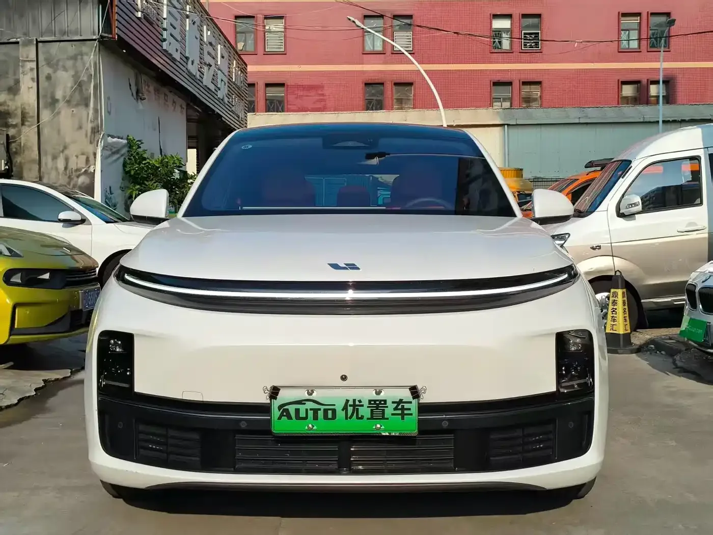 Li Auto Li Auto L7 2023 Pro — Фото автомобиля 2