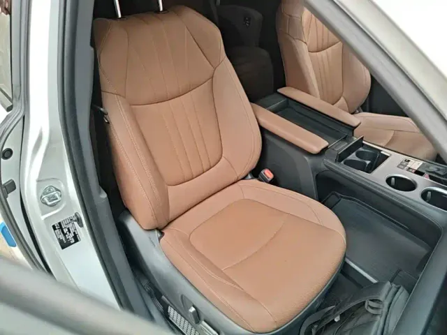 Toyota Sienna — Фото автомобиля 24