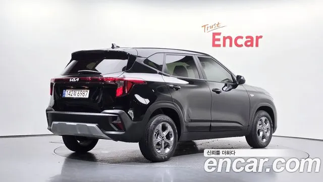 Kia Seltos Бензин 1.6 турбо 2WD — Фото автомобиля 2