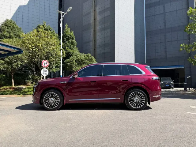 Aito M7 — Фото автомобиля 8