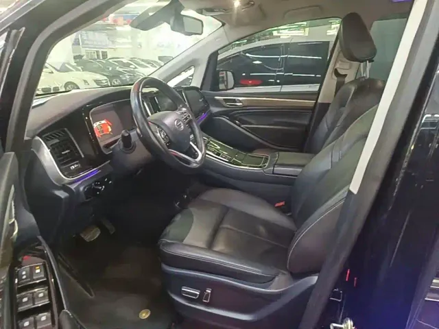 GAC Trumpchi M8 — Фото автомобиля 14