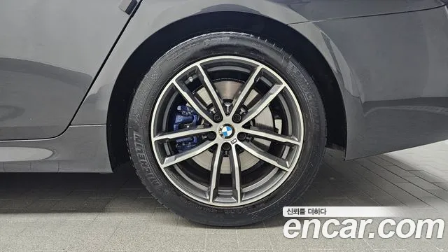 BMW 5-Series — Фото автомобиля 18