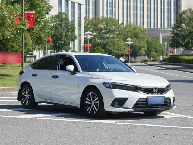Honda Civic — Фото автомобиля 4