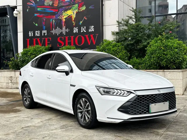 BYD Qin PLUS — Фото автомобиля 3