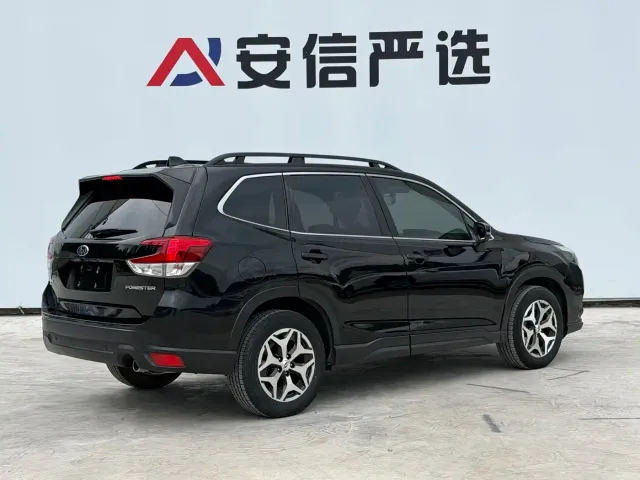 Subaru Forester — Фото автомобиля 4