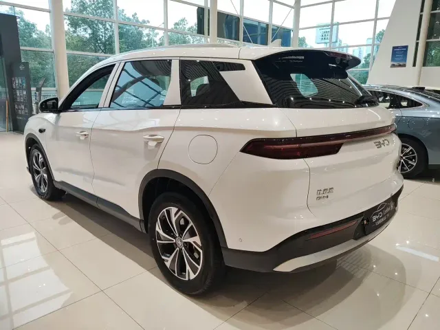 BYD Song Pro — Фото автомобиля 7