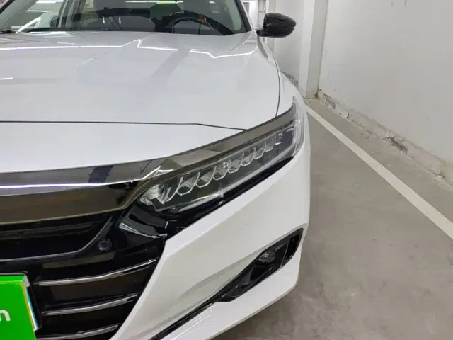Honda Accord — Фото автомобиля 23