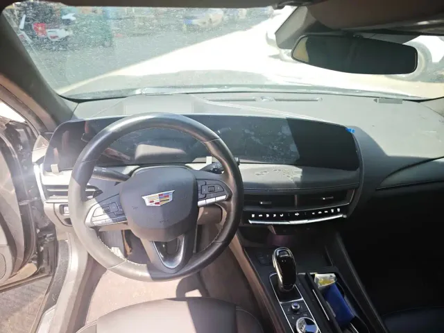 Cadillac CT5 — Фото автомобиля 4