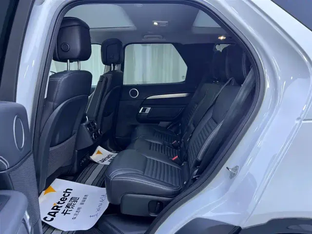 Land Rover Discovery — Фото автомобиля 8
