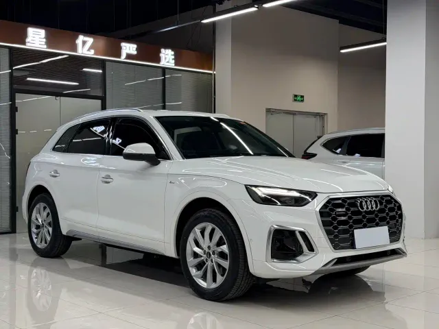 Audi Q5L — Фото автомобиля 3