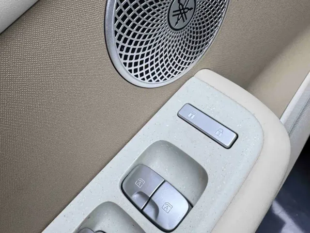 Toyota BoZhi 3X — Фото автомобиля 20