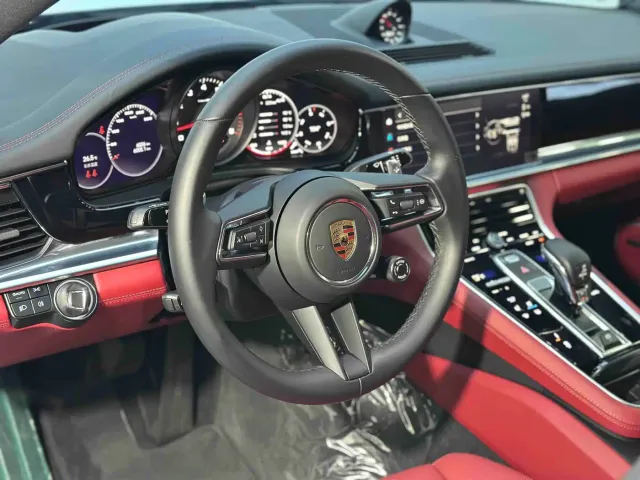 Porsche Panamera — Фото автомобиля 12