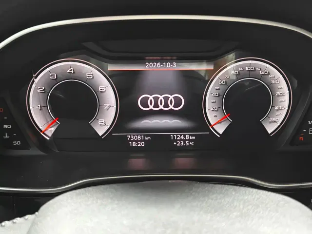Audi Q3 — Фото автомобиля 10