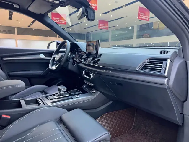 Audi Audi Q5L 2024 Model 45 TFSI Luxury Dynamic — Фото автомобиля 23