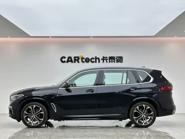 BMW X5 — Фото автомобиля 2