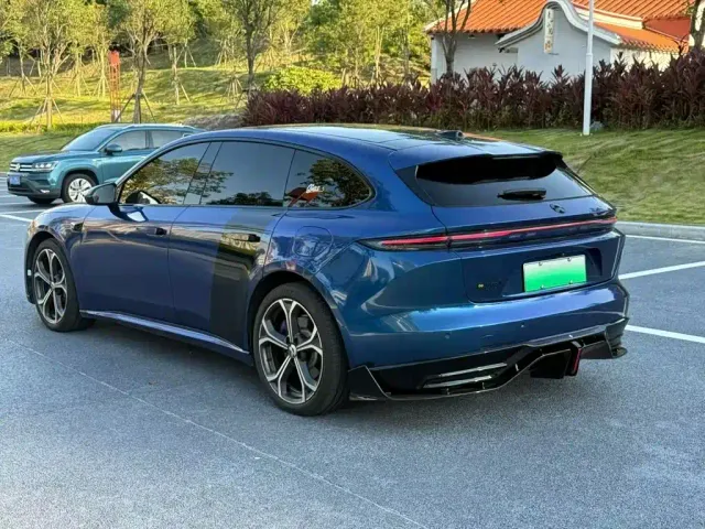 Nio ET5 Touring — Фото автомобиля 7