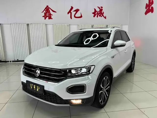 Фотография автомобиля — Volkswagen T-Roc