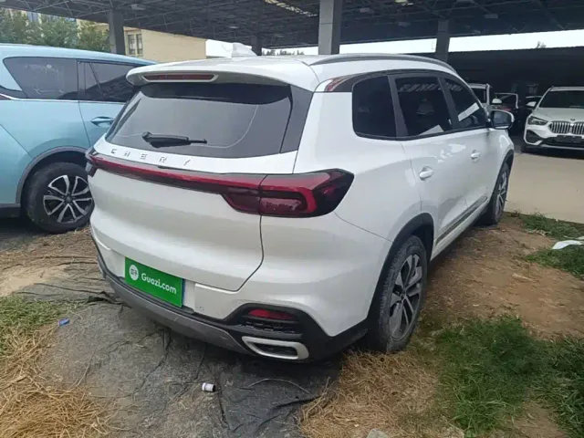 Chery Tiggo 8 — Фото автомобиля 6