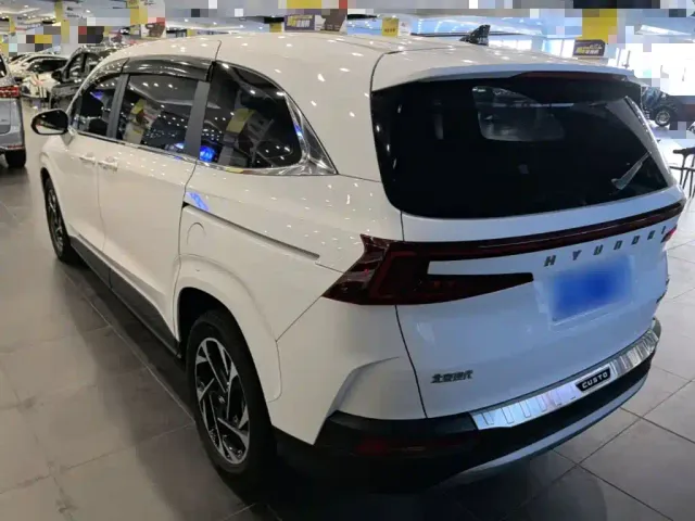 Hyundai Custo — Фото автомобиля 4